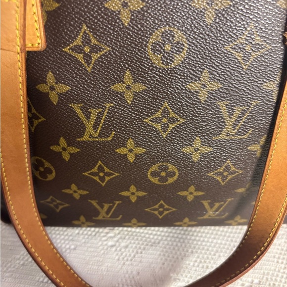 Louis Vuitton {Authentic} Piano Tote - Great Preloved Condition - Picture 16 of 16